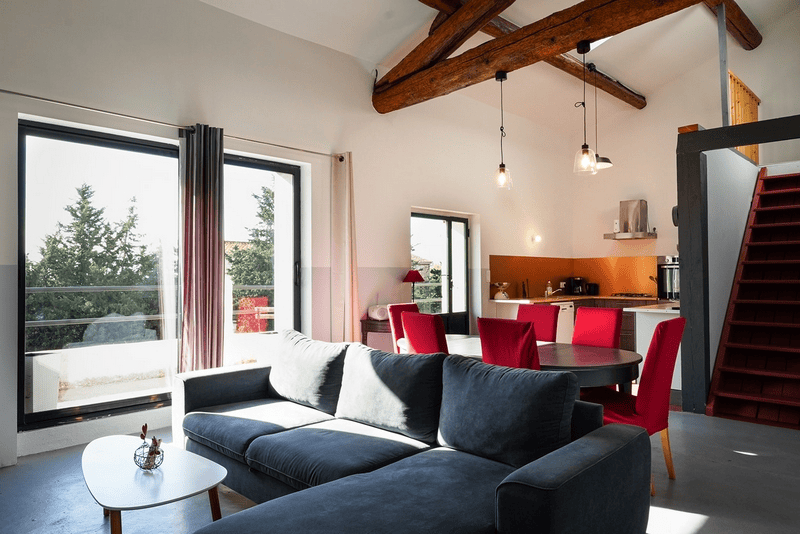 Mas-des-pointes-camargue-gite-Atelier salon